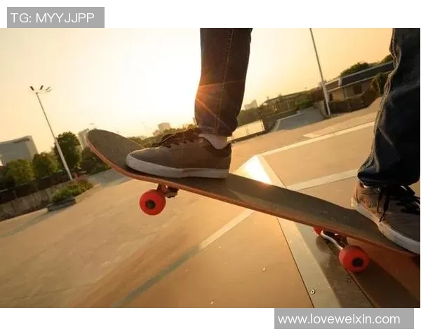 重庆滑板队的力量与技巧探讨滑板文化在城市中的发展与影响