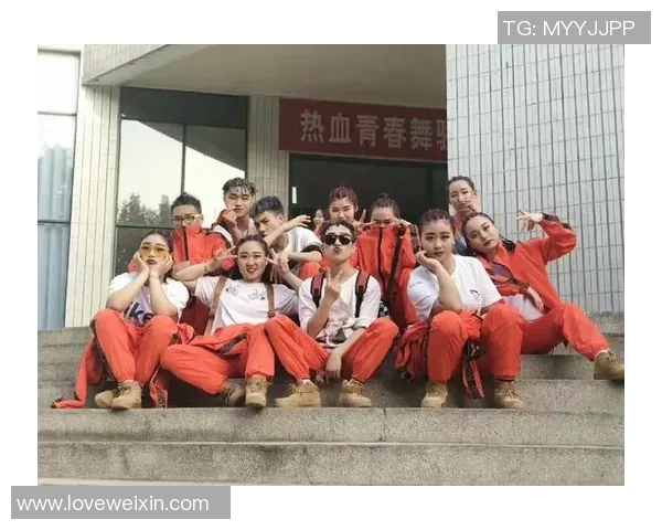 重庆街舞队的成长之路：一段热血青春的纪实故事